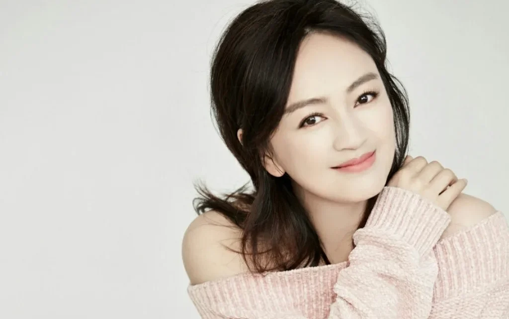 Luo Haiqiong Biography: Net Worth, TV Shows, Height, Movies, Age, Husband, Children, Wiki, Awards