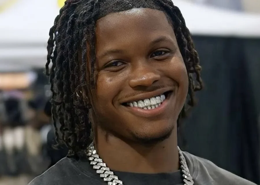 AveryB Biography: Age, Real Name, Net Worth, Height, Parents, Girlfriend, YouTube, Career