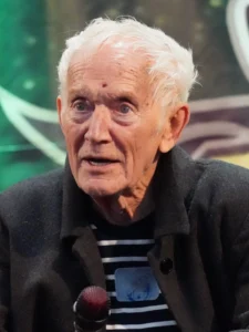 Lance Henriksen