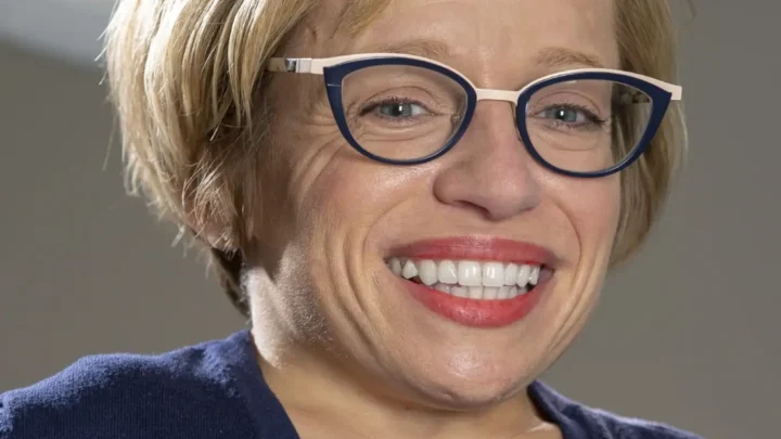 Jennifer Arnold Biography: Husband, Age, Kids, Height, Net Worth, Parents, Career, Cancer Survivor