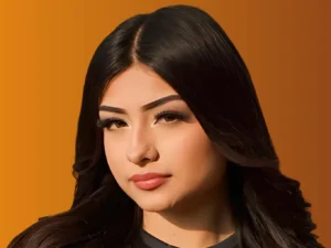 Amanda Solis - Biography