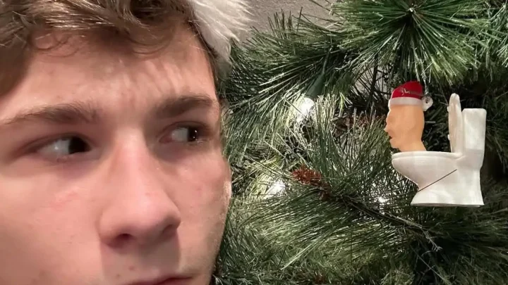 MuffinJuice Biography: Twitter, Girlfriend, Age, Net Worth, TikTok, Height, Minecraft, Gaming Career