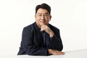 Bang Si-hyuk - Biography