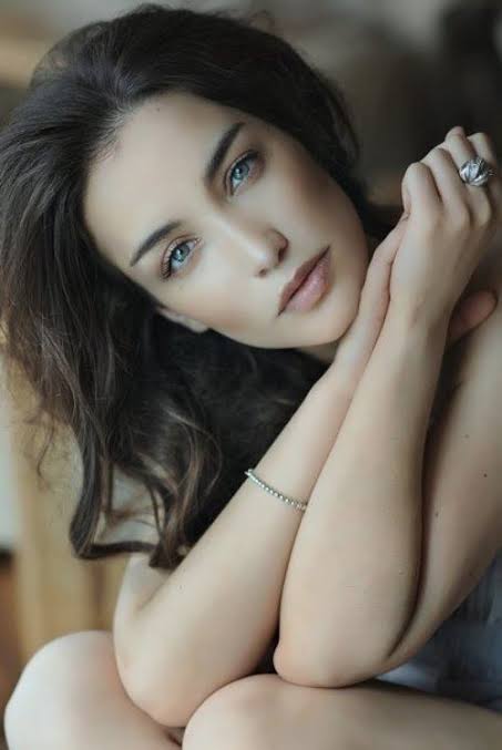Victoria Dayneko - Biography