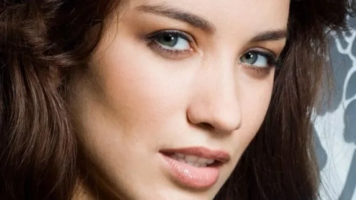 Victoria Dayneko Biography, Age, Movies, Height, Net Worth, Husband, Parents, Awards, Songs, Instagram