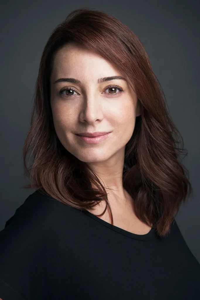 Dolunay Soysert - Biography