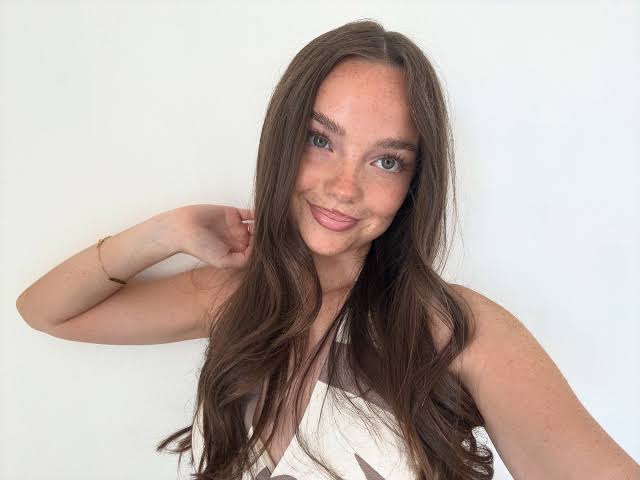 Ciara McQueen Biography: Age, Net Worth, Parents, Boyfriend, Siblings, Height, Instagram, YouTube
