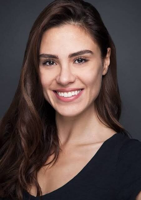 Şükran Ovalı Biography: Age, Height, Net Worth, Instagram, Awards, Religion, Husband, Ethnicity