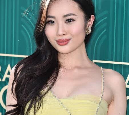 Victoria Loke Biography: Age, Height, Net Worth, Boyfriend, Religion, Instagram, Ethnicity, Movies, Awards