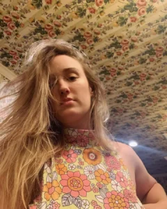 Ashley Johnson - Biography