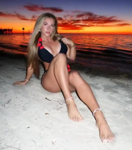 Allie Brink - Biography