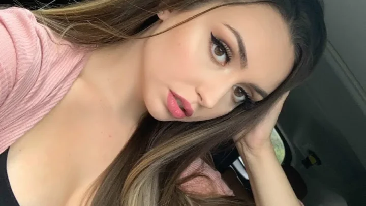 Julia Raleigh Biography: Age, Net Worth, Parents, Partner, Siblings, Height, YouTube, TikTok