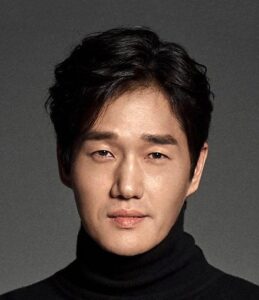 Yoo Ji-tae - Biography