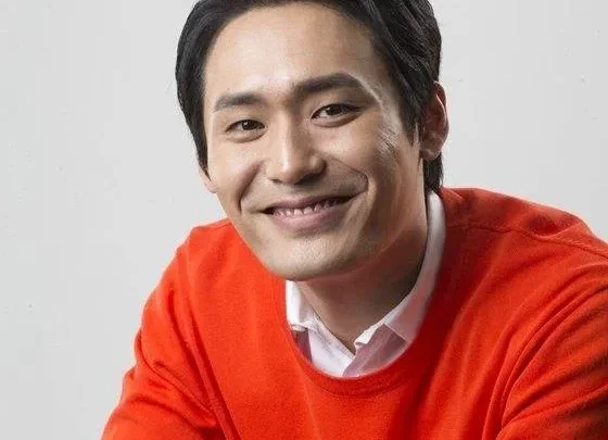 Choi Dae-hoon Biography: Age, Height, Net Worth, Wife, Kids, Movies & TV Shows