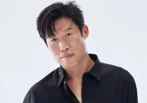 Yoo Hae-jin - Biography