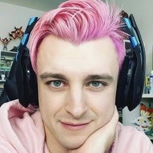 MicroGuardian Biography: Height, Parents, Age, Wife, Daughter, Net Worth, YouTube, Movies, Gaming Career