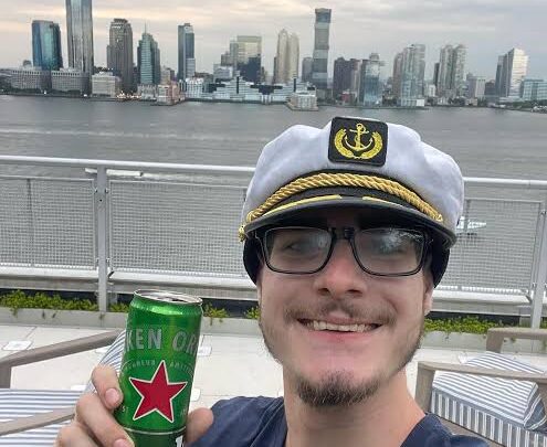 Joshua Block (World of T-Shirts) Biography: Real Name, Ethnicity, Age, Net Worth, Parents, Sibling, Height, Songs, TikTok