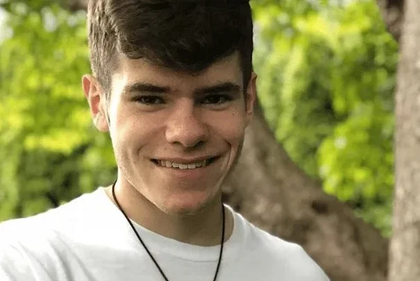 Linkmon99 Biography: Sister, Parents, Net Worth, Height, Age, Girlfriend, Education, YouTube, Gaming