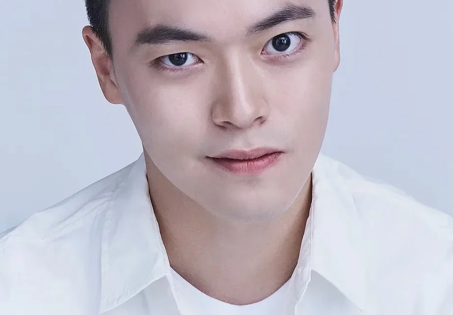 Han Jong-hoon Biography: Age, Height, Net Worth, Parents, Movies & TV Shows, Career, Partner