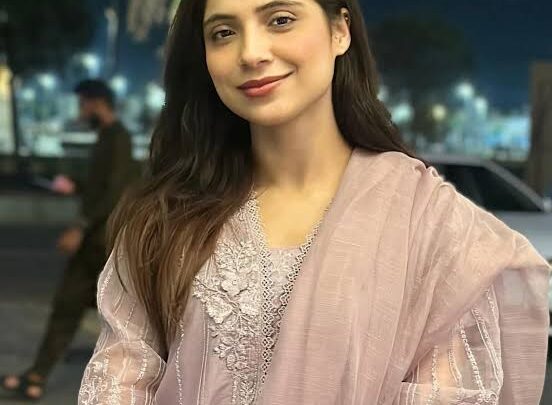 Sajal Malik Biography: Age, Instagram, Height, Net Worth, TV Shows, Boyfriend, Religion, TikTok, Movies