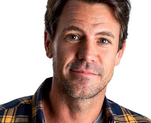 Colin Moss Biography: Age, Instagram, Height, Net Worth, Wife, Ethnicity, Religion, Awards