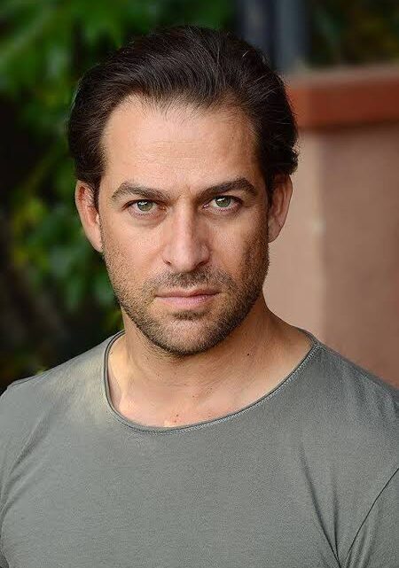 Emmanuel Castis Biography: Age, Height, Net Worth, Wife, Ethnicity, Religion, Children, Instagram, Awards