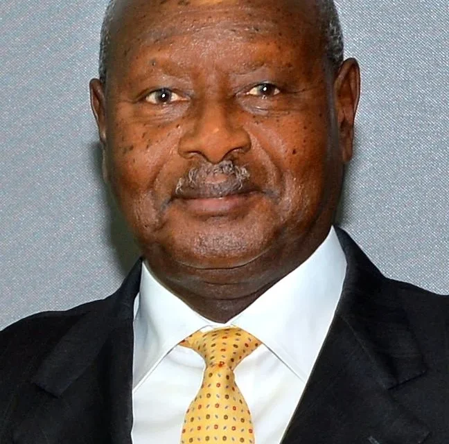 Yoweri Museveni Biography: Age, Politics, Net Worth, Wife, Height, Ethnicity, Religion, Children