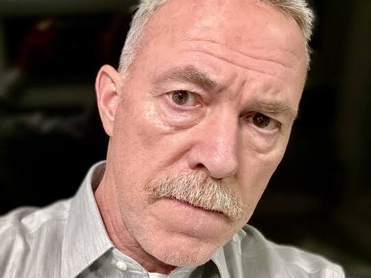 Michael Gaston Biography: Net Worth, Wife, Age, Religion, Movies, Height, Children, Ethnicity