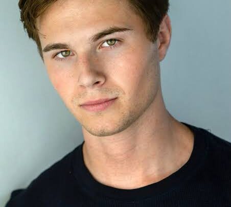 Elias Kacavas Biography: Age, Height, Net Worth, Girlfriend, Movies, Ethnicity, Religion