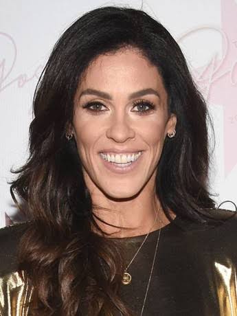 Glenda Gilson - Biography