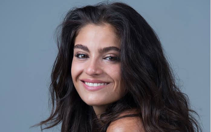 Aurora Giovinazzo Biography: Boyfriend, Age, Parents, Sister, Net Worth, Height, Movies, Instagram