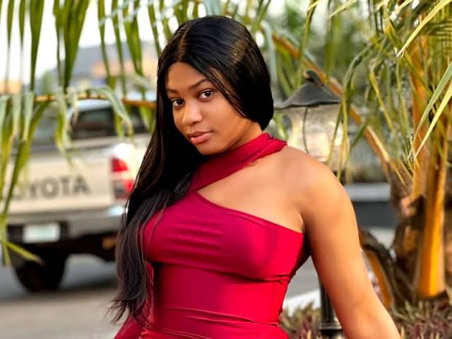 Sophia Chisom - Biography