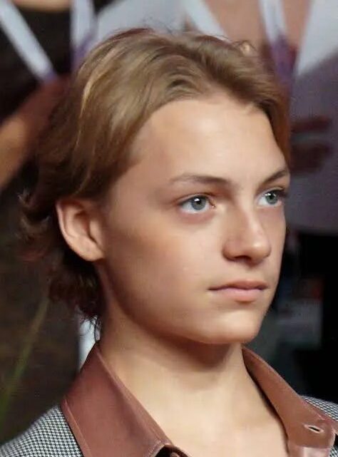 Eden Dambrine Biography: Siblings, Girlfriend, Age, Parents, Net Worth, Height, Movies, Instagram, Awards
