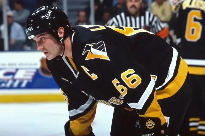 Mario Lemieux Biography: Height, Siblings, Age, Wife, Children, Parents, Net Worth, Hockey Career, Facebook