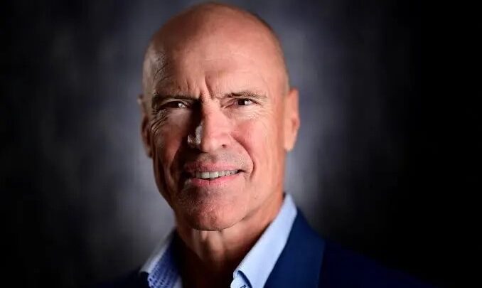 Mark Messier Biography: Salary, Age, Wife, Net Worth, Height, Children, Parents, Siblings,  NHL Career, YouTube