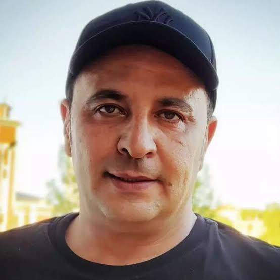 Cheb Anouar Biography: Age, Ethnicity, Parents, Net Worth, Girlfriend, Songs, Religion, Awards