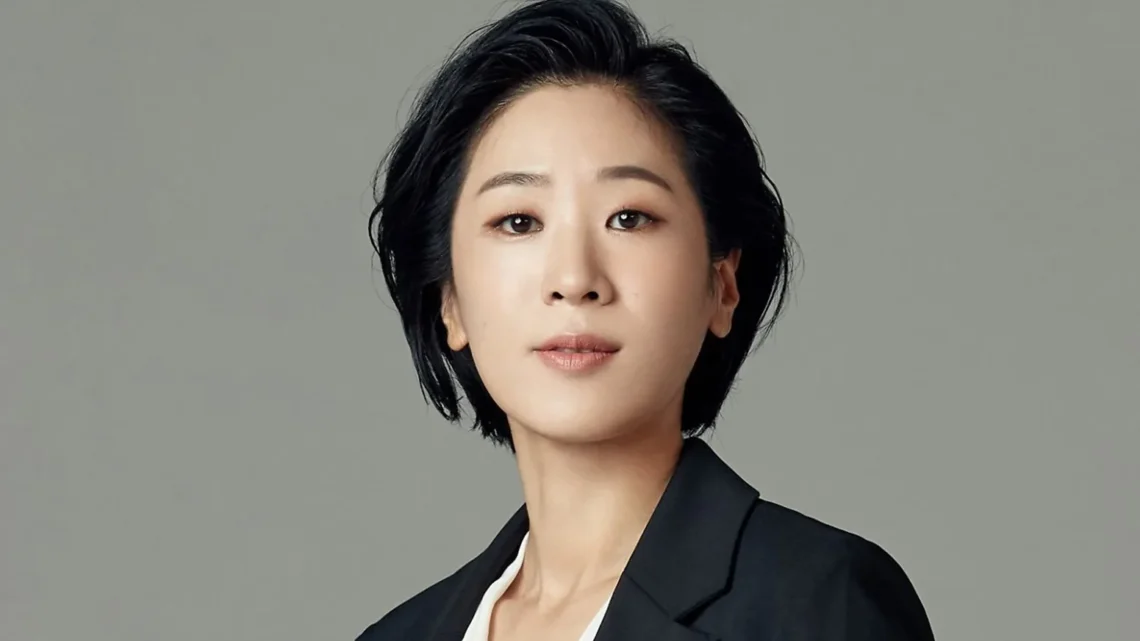 Baek Ji-won Biography: Age, Net Worth, Height, Movies, Parents, Ethnicity, Awards, Religion, Boyfriend