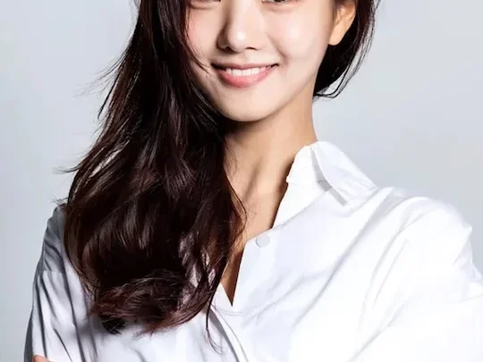 Lee Se-hee Biography: Age, Net Worth, Height, Instagram, Boyfriend, Movies, Ethnicity, Awards