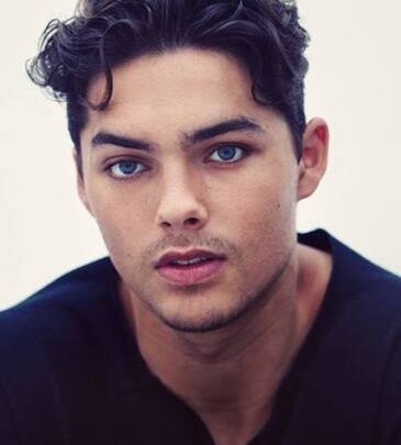 Thijs Boermans Biography: Net Worth, Girlfriend, Height, Movies, Parents, Instagram, Awards, Age