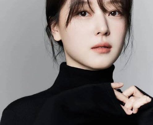 Jo Woo-ri Biography: Height, Net Worth, Boyfriend, Religion, Awards, Instagram, Age, Ethnicity, Parents