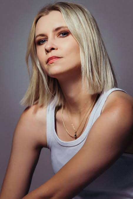 Mo Welch - Biography