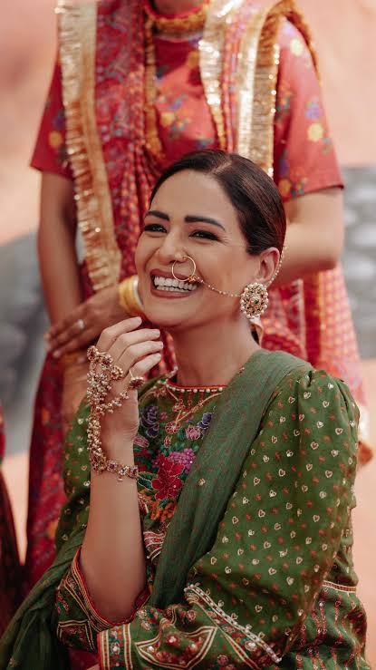 Mona Singh - Biography