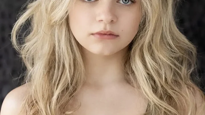 Kylie Rogers Biography: Age, Height, Net Worth, Ethnicity, Religion, Boyfriend, Awards, Movies, Instagram