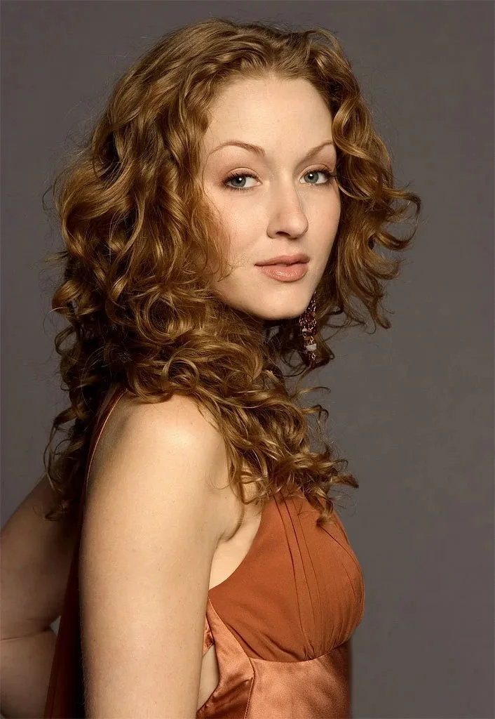 Jennifer Ferrin - Biography
