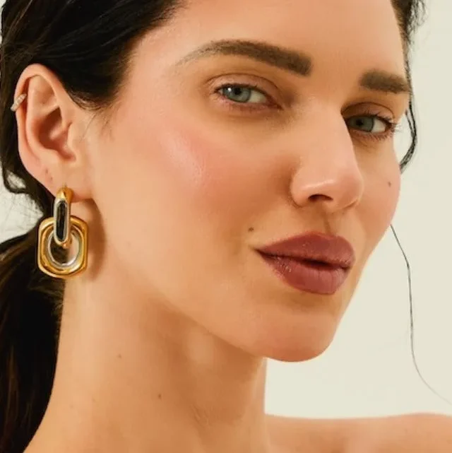 Scarlett Mellish Wilson Bio: Net Worth, Age, Husband, Height, Movies & TV Shows, Parents, Instagram
