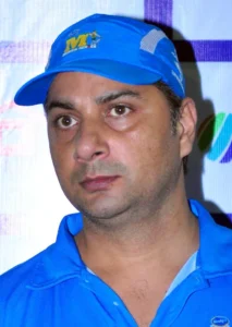 Varun Badola - Biography
