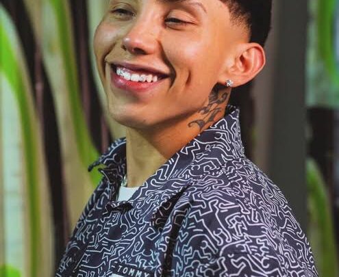 Standly Biography: Parents, Net Worth, Instagram, Height, Songs & Albums, Age, Girlfriend, Awards, Concerts