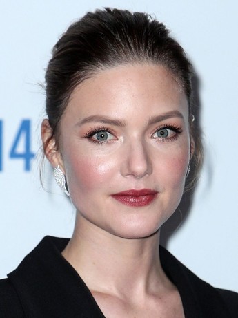 Holliday Grainger - Biography