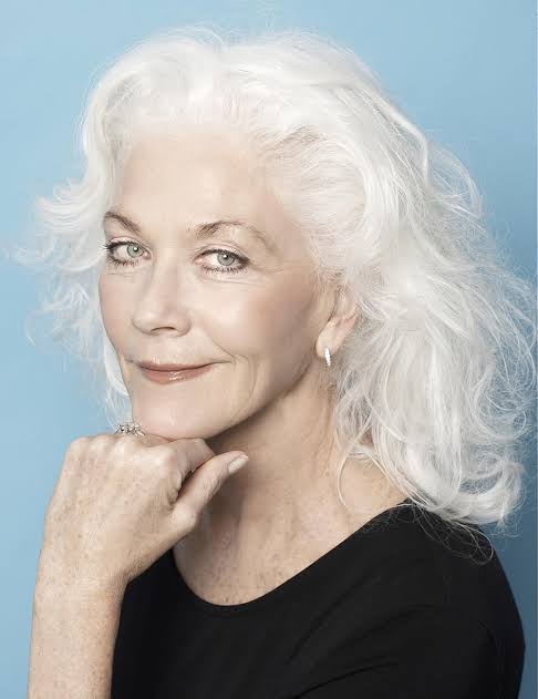 Linda Thorson Biography: Movies & TV Shows, Age, Husbands, Son, Siblings, Net Worth, Height, Wikipedia