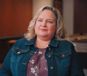Mara Hobel - Biography